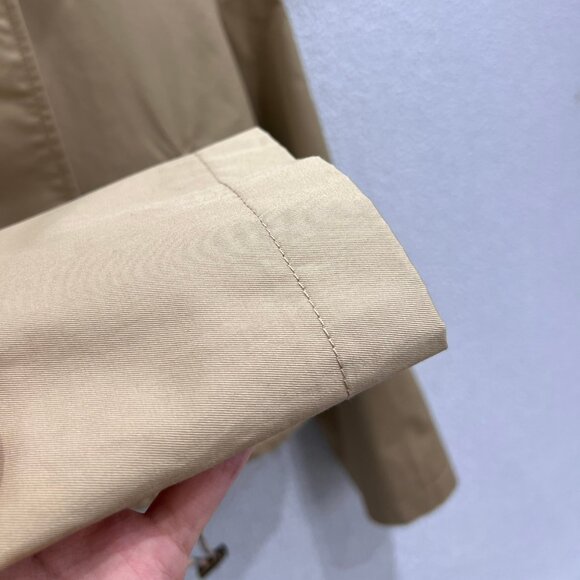 Burberry Zip Cropped Jacket - Picture 10 of 10